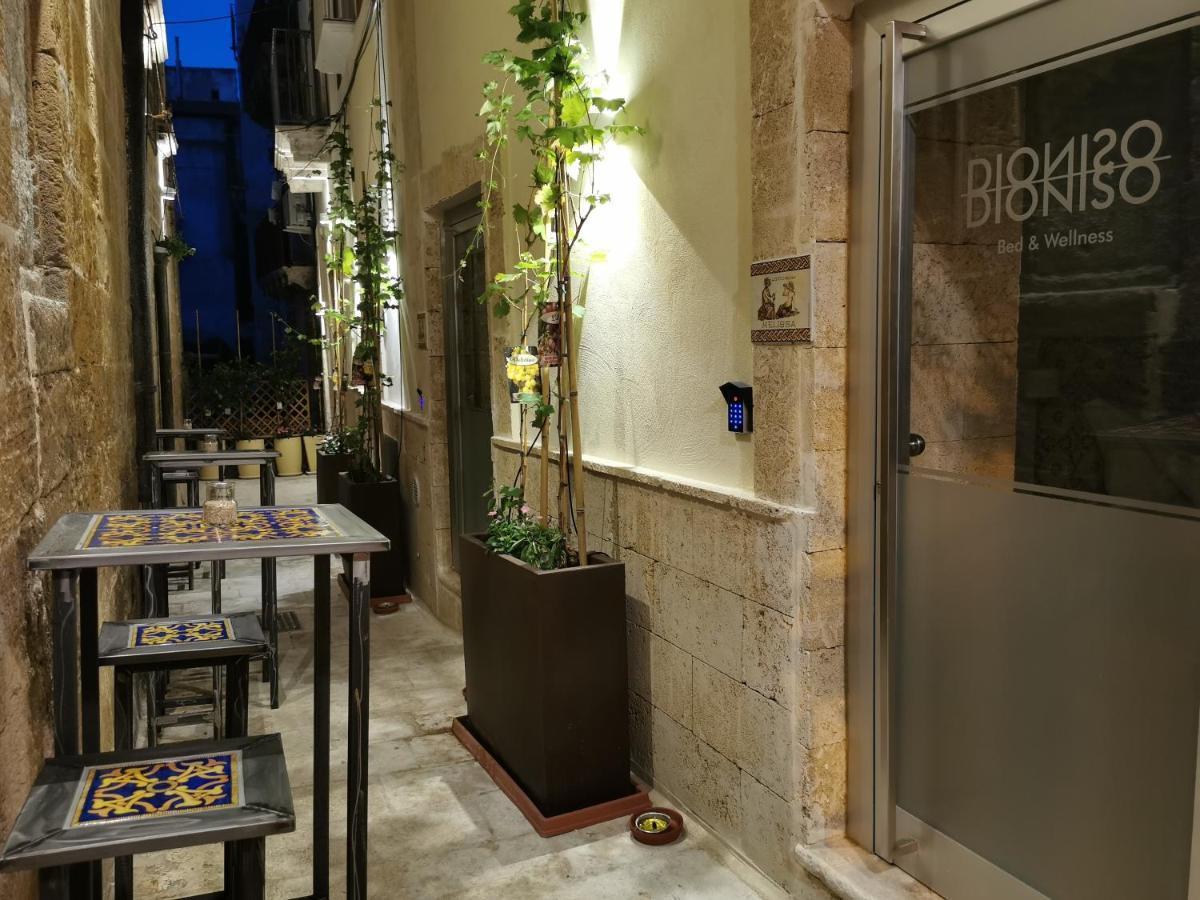 Bed and Breakfast Dioniso Bed & Wellness Tarento Exterior foto
