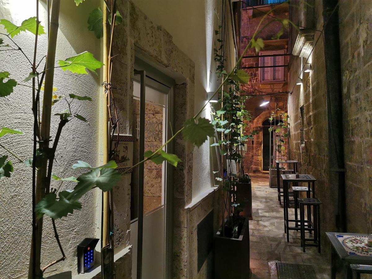Bed and Breakfast Dioniso Bed & Wellness Tarento Exterior foto
